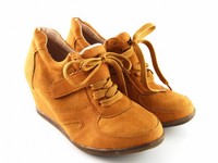 Ghete Dama Biz Camel (Camel)