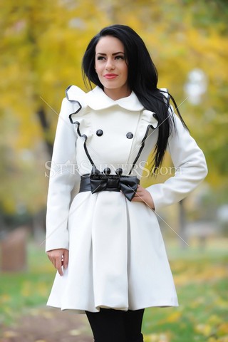 Palton LaDonna Precious Lady White