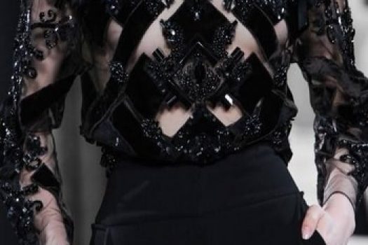 18 rochii sexy negre pe care le gasesti numai la tinaR