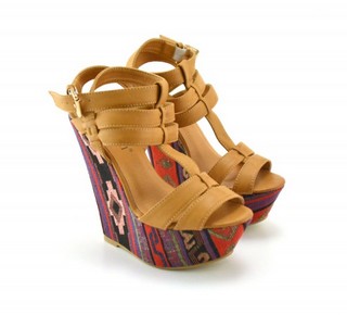 Platforme Tyler Camel
