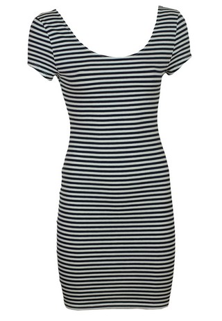 ROCHIE PULL AND BEAR SUMM WHITE