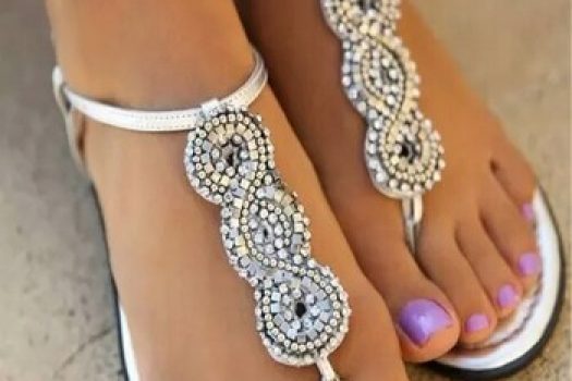 Sandale dama cu talpa joasa pentru vara 2025, modele ieftine online!