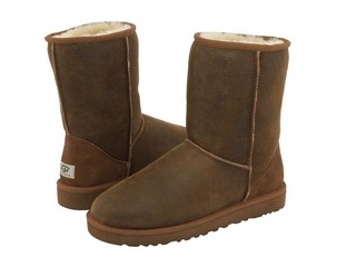 UGG Classic Short Bomber