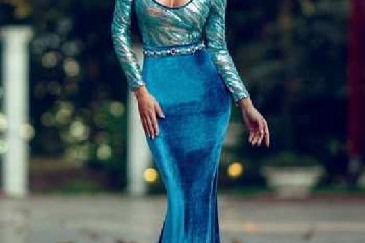 Rochia de seara din catifea, tinuta care te va scoate din anonimat in noaptea de Revelion 2025!