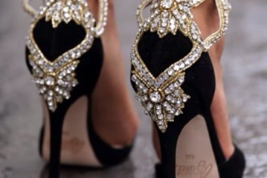 Pantofi dama cu toc inalt si platforma in culorile primaverii 2025