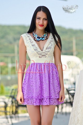 Rochie baby doll din dantela crem-mov