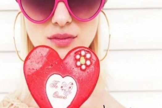 Colectia primavara-vara 2025 Bershka: pantaloni scurti, tricouri, colanti si fuste dama online