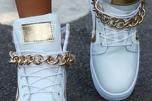 Tenisi dama cu platforma ascunsa, cele mai ieftine modele online