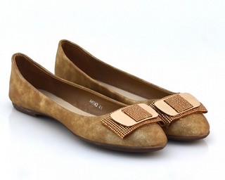 Balerini dama camel cu fundita