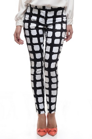 Pantaloni casual negri de dama RASPBERRY cu imprimeu alb