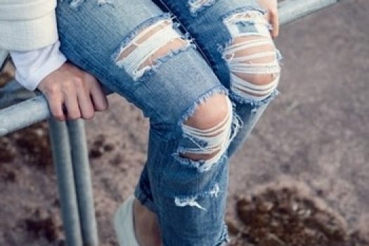 Blugi rupti de dama, cele mai ieftine modele online Mexton 2025