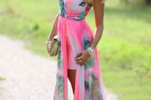 Rochii elegante colorate, modele scurte ieftine pentru primavara/vara 2025