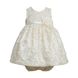Rochita Bonnie Jean Baby cu flori in relief