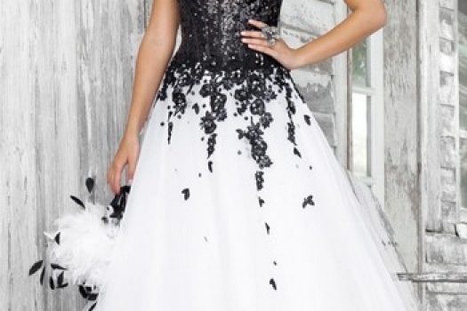 Rochii de nasa pentru nunta 2025 ߩ modele deosebite din colectia de rochii de ocazie StarShiners