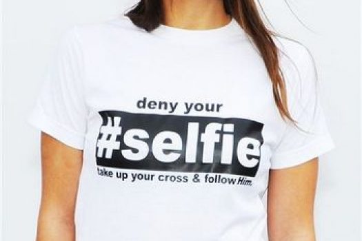 Tricouri de dama cu mesaje haioase ߩ modele ieftine de vara, incepand de la 22 lei