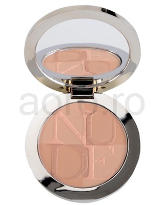 Dior Diorskin Nude Tan Light pudra