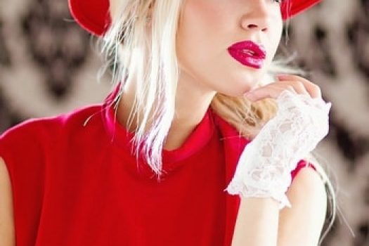 Rochiile rosii pentru Revelion 2025 iti vor purta noroc in noaptea dintre ani ߩ vezi aici ultimele modele