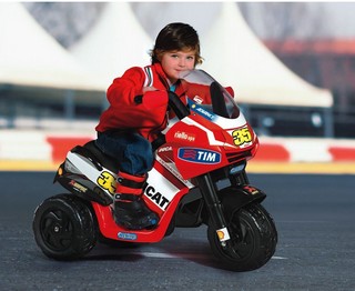 Motocicleta electrica Peg Perego Ducati
