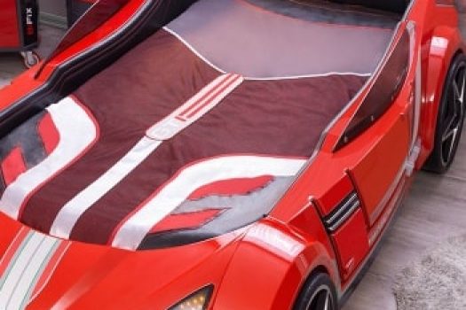 Patut in forma de masinuta pentru copii