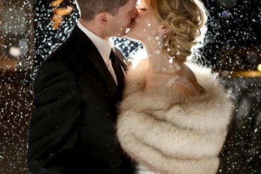 Sacouri elegante pentru barbati care completeaza tinuta de Revelion 2025