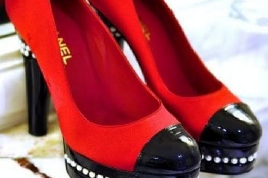 Pantofi din piele naturala cu toc gros pentru primavara 2025