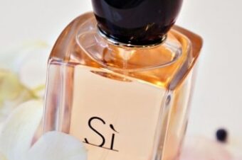 Idei de cadouri pentru Valentineߩs Day 2025 ߩ parfumuri de dama Giorgio Armani
