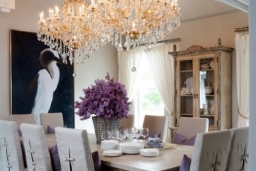 Plafoniere moderne din cristal pentru living si dormitor