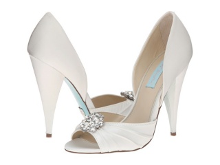 Blue by Betsey Johnson Gia