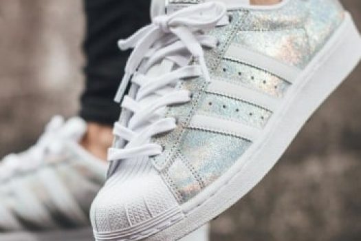 Pantofi sport Adidas Originals pentru femei, modele 2025