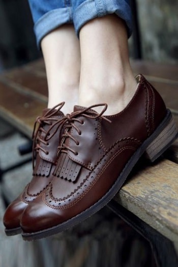 pantofi cu siret-min