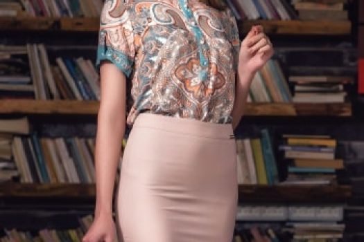 Camasi elegante de dama cu maneca scurta din colectia StarShiners pentru vara 2025