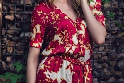 Salopete de vara pentru fashioniste ߩ modele scurte si lungi in tendinte 2025