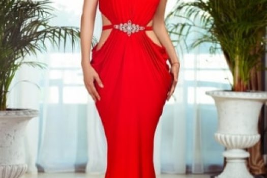 Rochii elegante lungi pentru Balul Bobocilor 2025 ߩ modele ieftine din colectia DyFashion