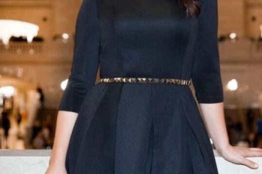 Rochii XXL elegante pentru Revelion 2025 ߩ modele online femeile plinute