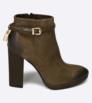 CARINII - BOTINE 