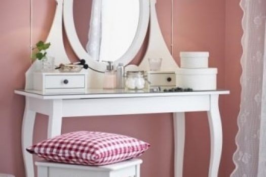 Vanity table ߩ mese de toaleta pentru machiaj pe care orice femeie si-ar dori sa le aiba