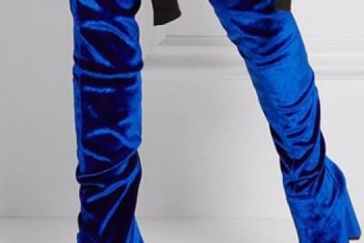 Cizme lungi din catifea la reducere in 2025 ߩ modele elegante pentru femeile stilate