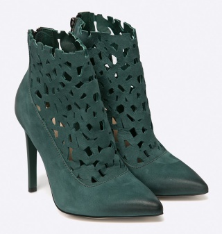 CARINII - BOTINE 