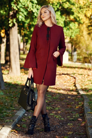 Palton LaDonna visiniu drept elegant brodat din stofa