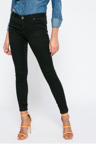 REVIEW - JEANSI MINNIE