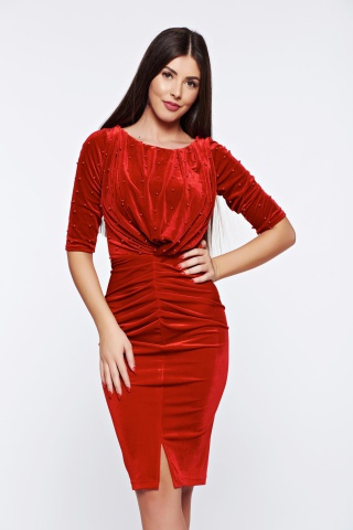 Rochie Artista rosie de ocazie din catifea cu aplicatii cu margele