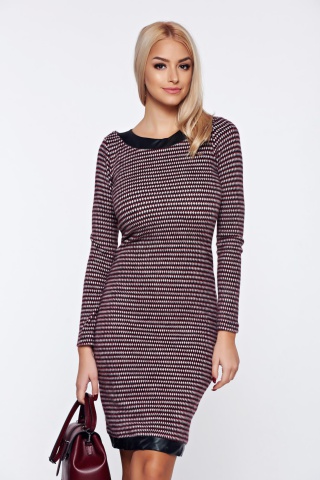 Rochie PrettyGirl rosie casual tricotata tip creion cu aplicatii din piele ecologica