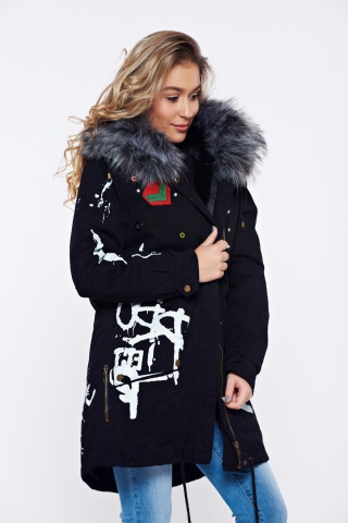 Geaca neagra casual imblanita cu gluga