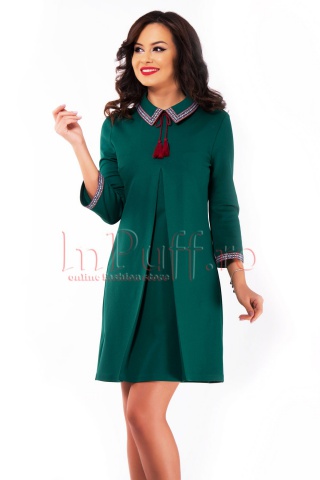 Rochie de zi verde accesorizata cu broderie colorata
