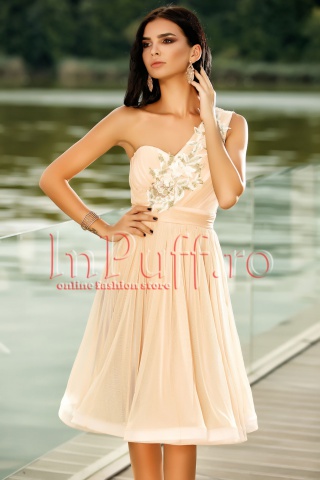 Rochie bej baby-doll cu broderie florala