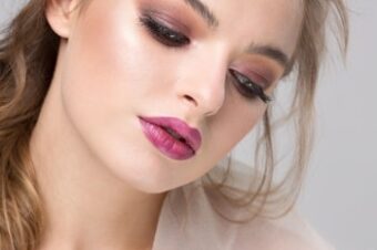 Idei de make-up pentru mireasa in tendintele sezonului primavara-vara 2025