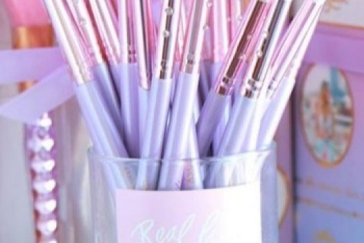 Pensule de make-up pe care orice fashionista si le-ar dori