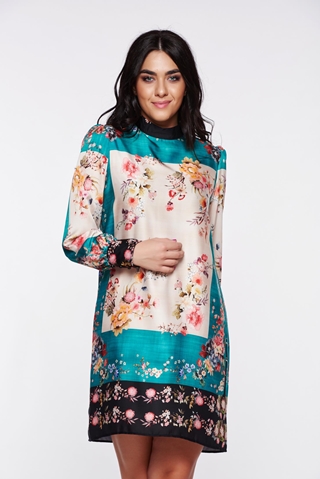 Rochie PrettyGirl crem eleganta cu croi larg din material satinat captusita pe interior