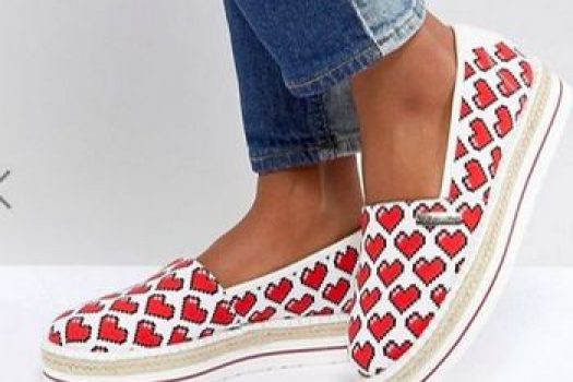 Espadrile de firma pentru femei modele 2025 ߩ Tommy Hilfiger, Pepe Jeans, Love Moschino si Leviߩs