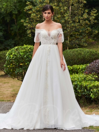 Off-The-Shoulder Wedding Dress Chapel Train Bridal Gown
